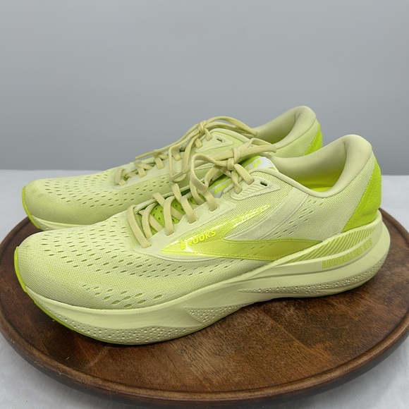 Brooks Shoes Mens 11 D Adrenaline GTS 24 Bright Yellow Green